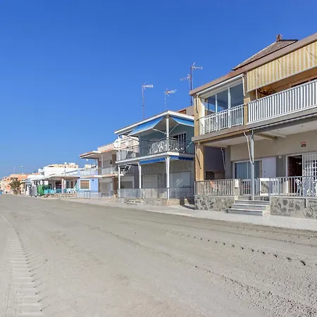 3 Bedroom Stunning In *